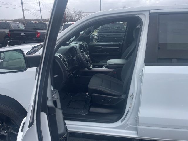 2020 RAM 1500 Big Horn/Lone Star NIGHT EDITION