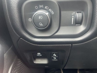 2020 RAM 1500 Big Horn/Lone Star NIGHT EDITION