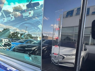 2015 Ford Explorer XLT LOW MILES