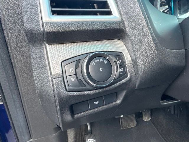 2015 Ford Explorer XLT LOW MILES