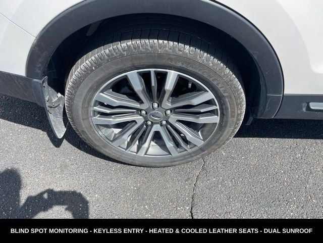 2017 Ford Explorer Platinum LOCAL TRADE