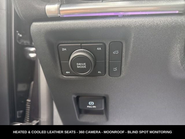 2025 Ford Expedition Max Platinum STEALTH PERFORMANCE PACKAGE