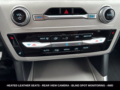 2023 Ford Explorer XLT 4WD