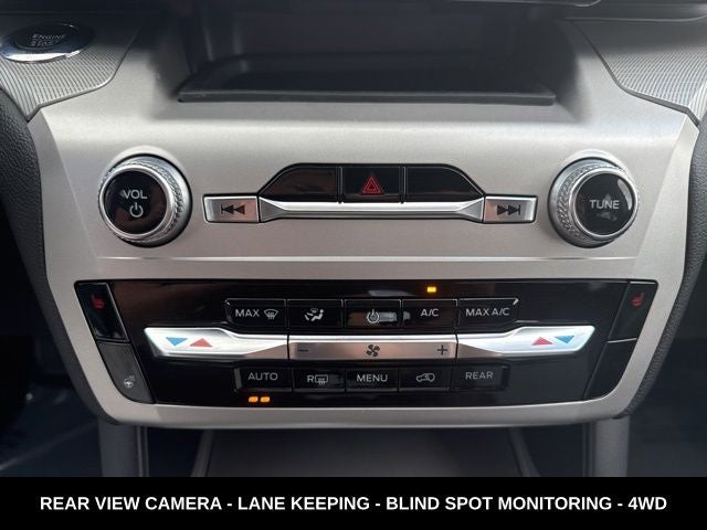 2022 Ford Explorer XLT SPORT APPEARANCE PACKAGE