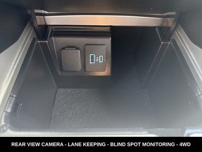 2022 Ford Explorer XLT SPORT APPEARANCE PACKAGE