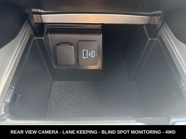 2022 Ford Explorer XLT SPORT APPEARANCE PACKAGE