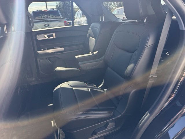 2024 Ford Explorer XLT TWIN PANEL MOONROOF