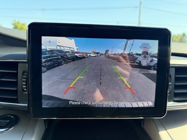 2024 Ford Explorer XLT TWIN PANEL MOONROOF