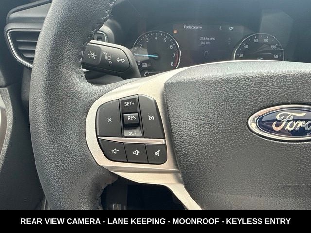 2023 Ford Explorer XLT TWIN PANEL MOONROOF