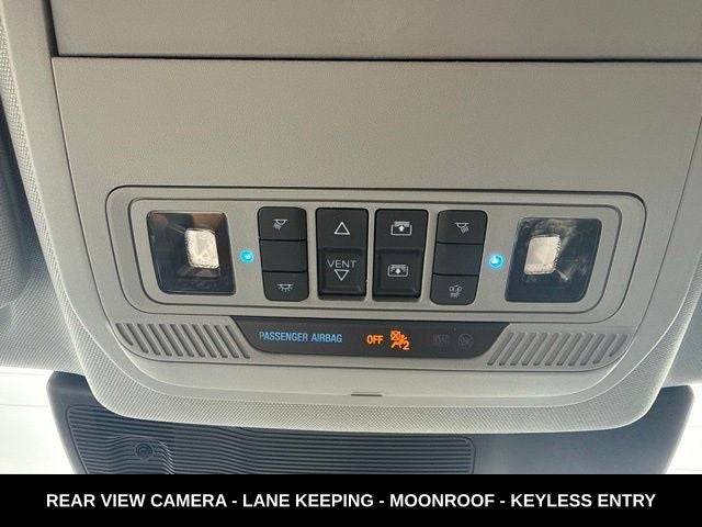 2023 Ford Explorer XLT TWIN PANEL MOONROOF