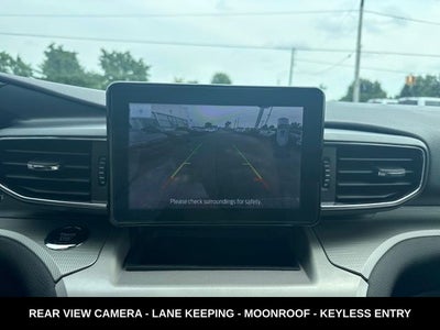 2023 Ford Explorer XLT TWIN PANEL MOONROOF