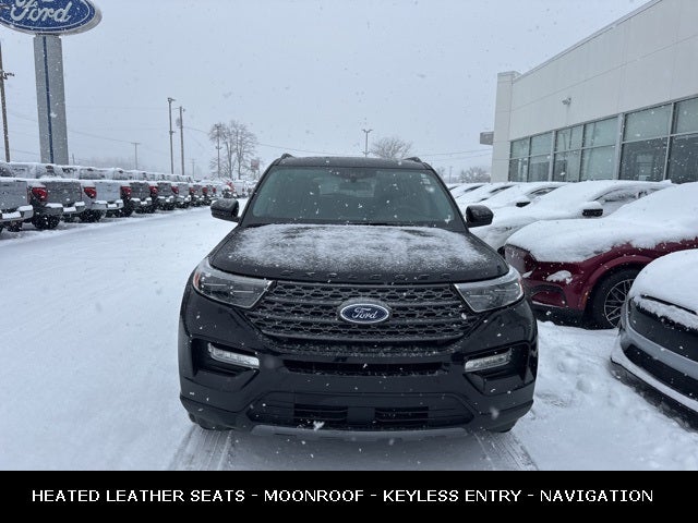 2022 Ford Explorer XLT TWIN PANEL MOONROOF