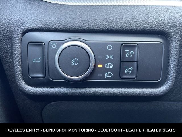 2023 Ford Explorer XLT SPORT APPEARANCE PACKAGE