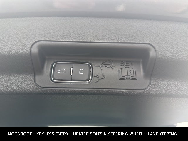 2024 Ford Explorer Timberline TWIN PANEL MOONROOF