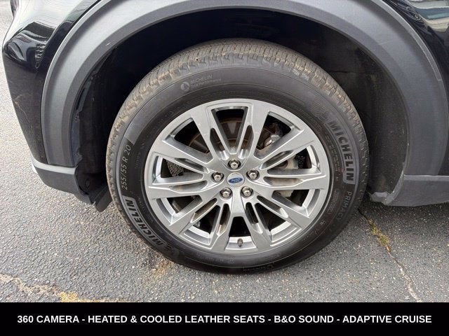 2026 Ford Explorer Platinum 4WD
