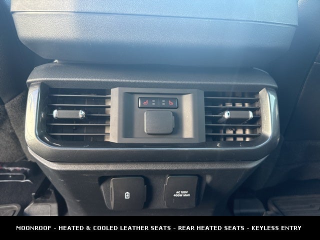 2023 Ford F-150 Lariat TWIN PANEL MOONROOF