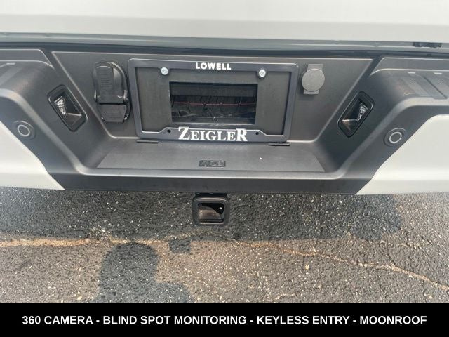 2024 Ford F-150 XLT TWIN PANEL MOONROOF