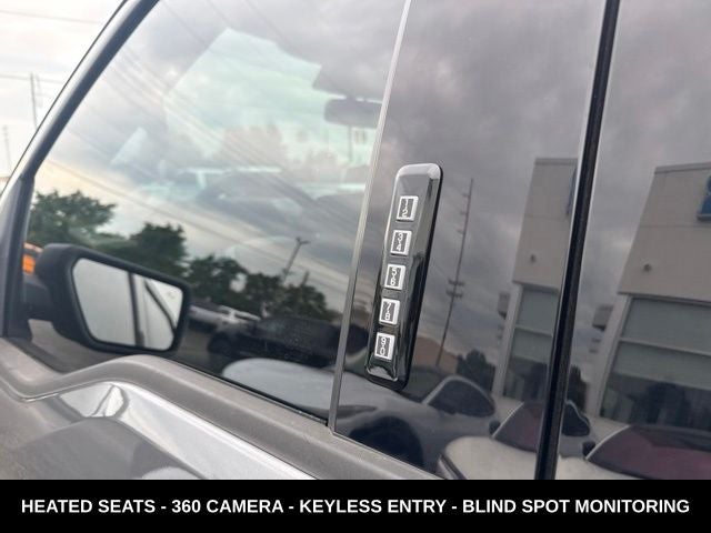 2024 Ford F-150 XLT BLACK APPEARANCE PACKAGE