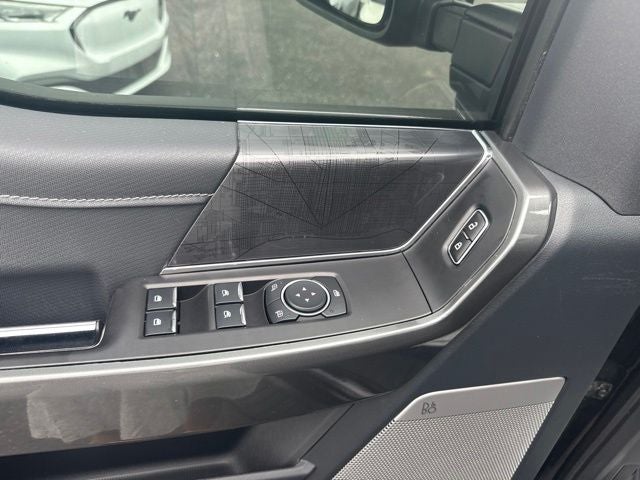 2023 Ford F-150 XLT 5.0 V8 LONG BOX