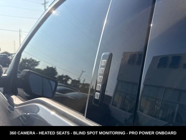 2023 Ford F-150 XLT 5.0 V8