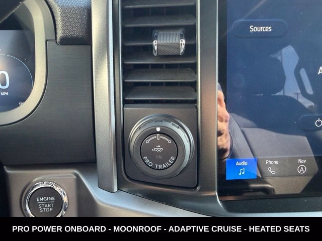 2024 Ford F-150 XLT TWIN PANEL MOONROOF