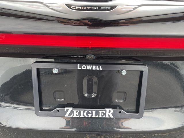 2023 Chrysler Pacifica Touring L HEATED SEATS & STEERING WHEEL