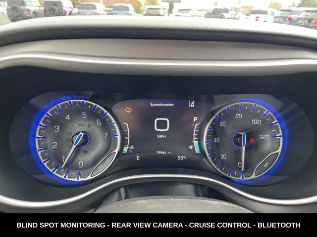 2023 Chrysler Pacifica Touring L HEATED SEATS & STEERING WHEEL