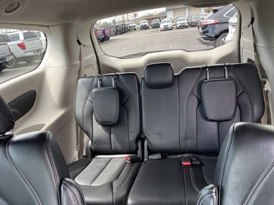 2023 Chrysler Pacifica Touring L HEATED SEATS & STEERING WHEEL
