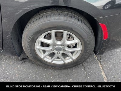 2023 Chrysler Pacifica Touring L HEATED SEATS & STEERING WHEEL