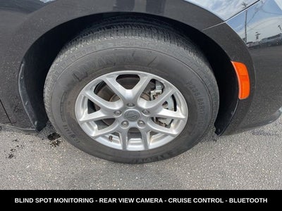 2023 Chrysler Pacifica Touring L HEATED SEATS & STEERING WHEEL