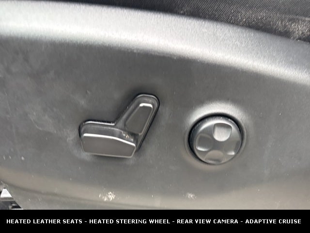 2023 Chrysler Pacifica Touring L STOW N GO SEATING