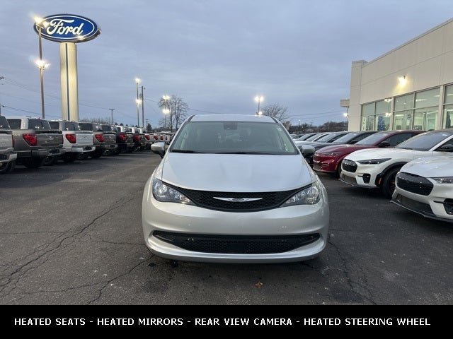 2023 Chrysler Voyager LX STOW N GO SEATING