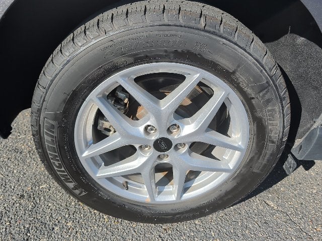 2024 Ford Edge SEL LOW MILES