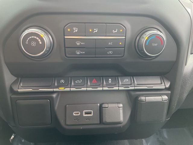 2021 Chevrolet Silverado 1500 Custom LOCAL TRADE