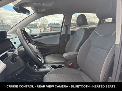 2024 Volkswagen Taos 1.5T SE ONE OWNER