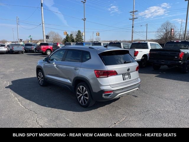 2024 Volkswagen Taos 1.5T SE ONE OWNER