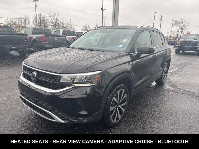 2024 Volkswagen Taos 1.5T SE ONE OWNER