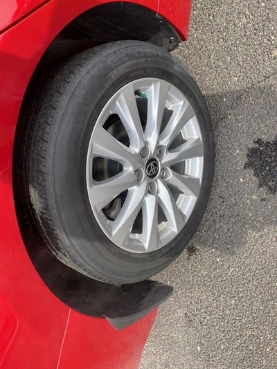 2020 Toyota Camry SE 39 MPG