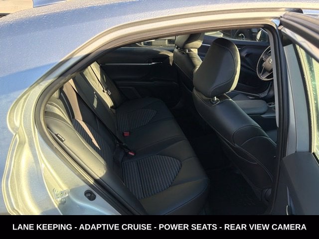2022 Toyota Camry SE LOW MILEAGE LOCAL TRADE