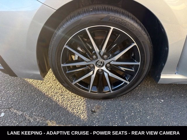 2022 Toyota Camry SE LOW MILEAGE LOCAL TRADE