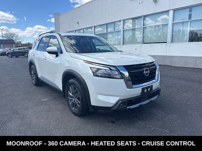 2024 Nissan Pathfinder SV 4WD