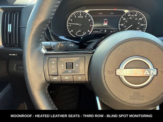 2023 Nissan Pathfinder SL 4WD