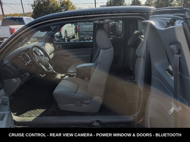 2014 Toyota Tacoma Base V6 6 SPEED MANUAL
