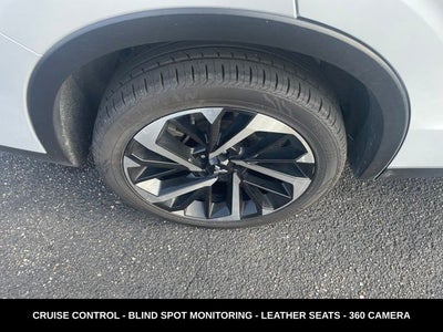 2024 Mitsubishi Outlander Base