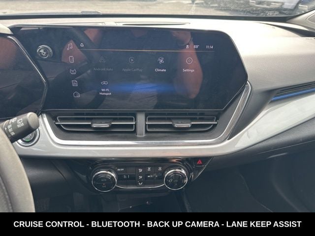 2025 Chevrolet Trax LT GREAT FUEL ECONOMY