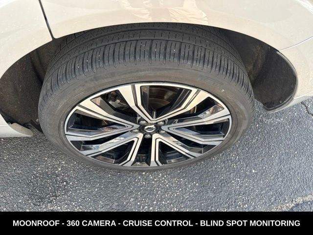 2023 Volvo XC60 B5 Ultimate Bright Theme AWD