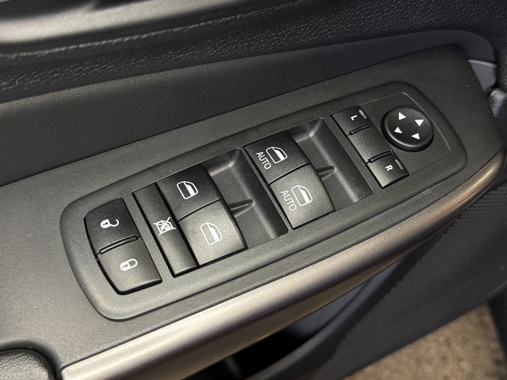 2021 Jeep Cherokee Limited Power moonroof
