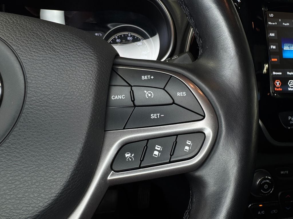 2021 Jeep Cherokee Limited Power moonroof