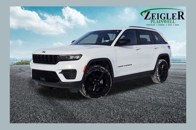 2023 Jeep Grand Cherokee Altitude X Power Sunroof & Radio: Uconnect 5 w/8.4" Display &