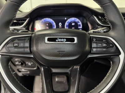 2023 Jeep Grand Cherokee Laredo Luxury Tech Group I